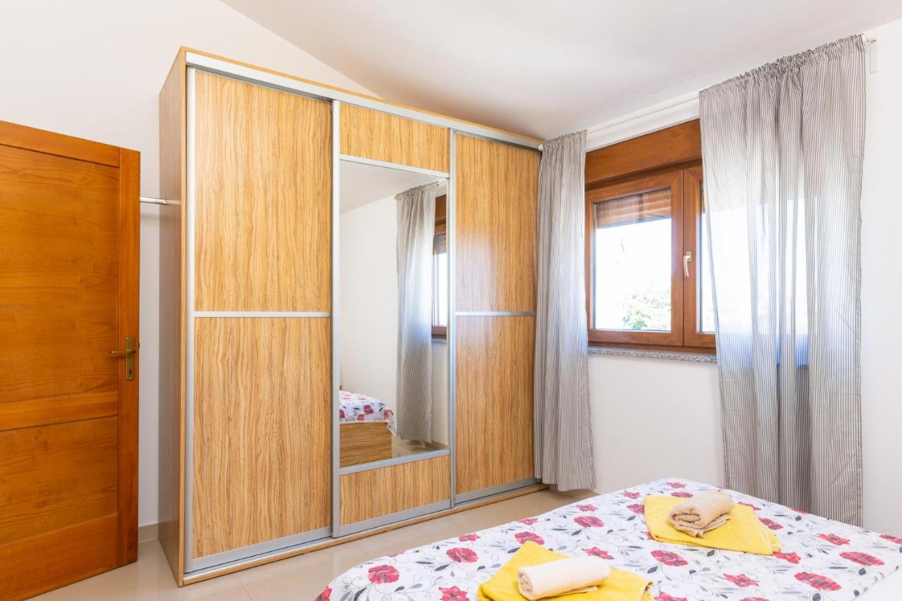 Marlera - Penthouse Apartamento Ližnjan Exterior foto